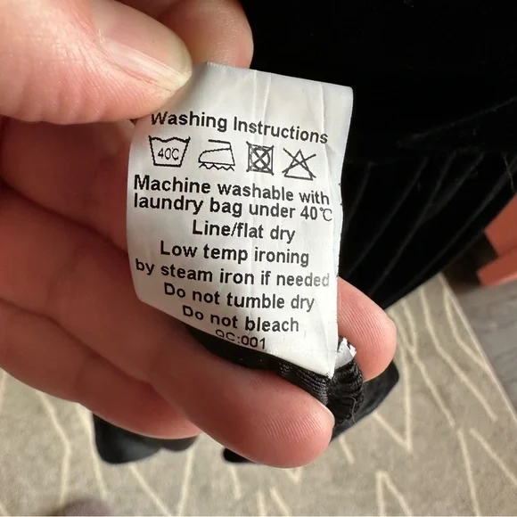 Zattcas Black Velvet Maxi Dress NWT - Picture 6 of 6